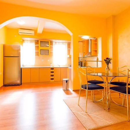 Apartment Sofija Ni Buitenkant foto