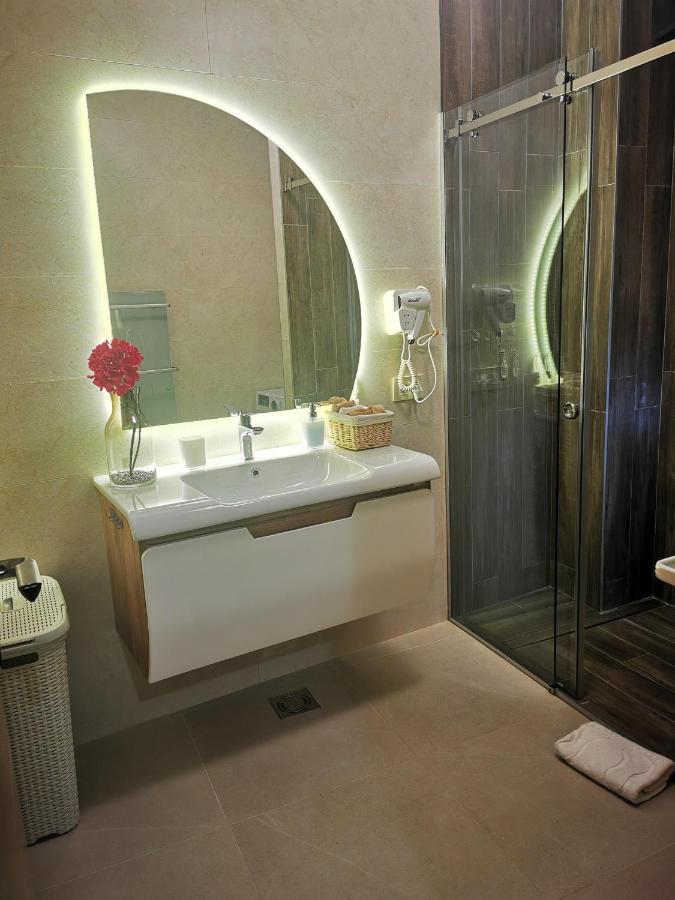 Apartment Sofija Ni Buitenkant foto
