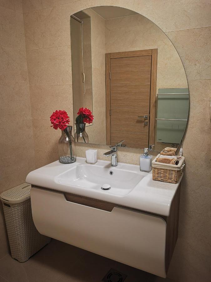 Apartment Sofija Ni Buitenkant foto