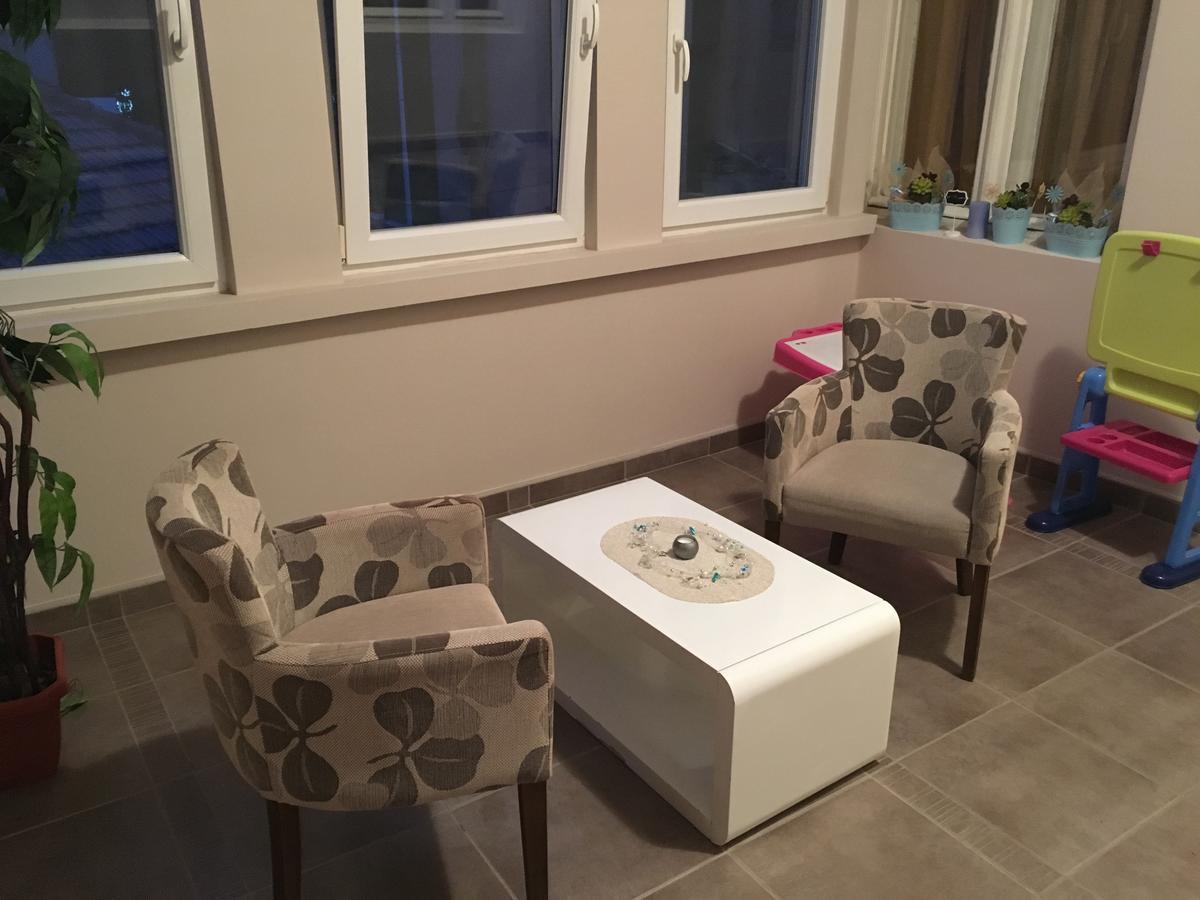 Apartment Sofija Ni Buitenkant foto