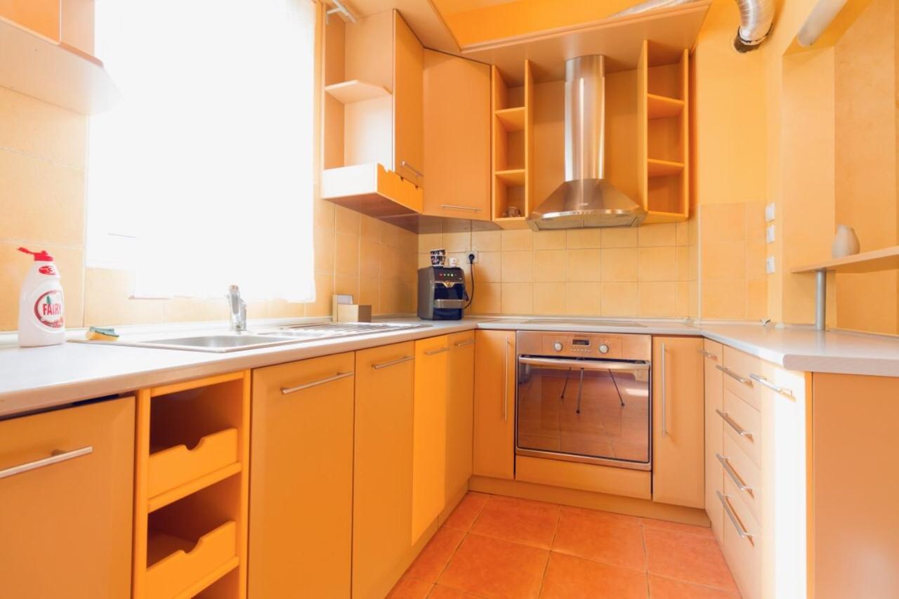 Apartment Sofija Ni Buitenkant foto